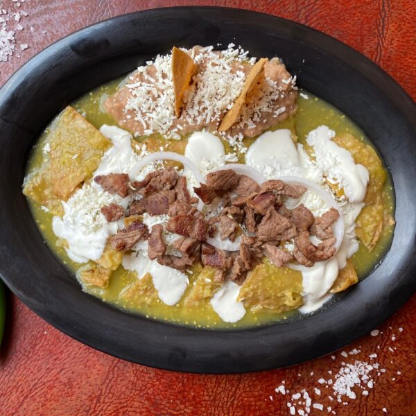 Chilaquiles con Pollo o Bistec